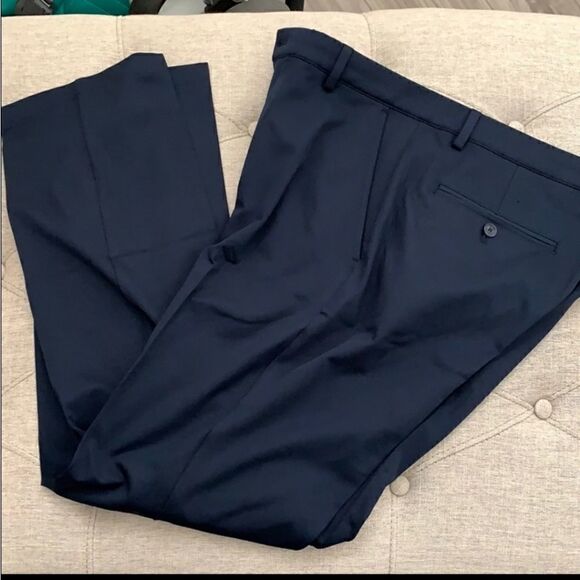 Greg Norman Hi Tech Golf/Travel Pants - Picture 10 of 14